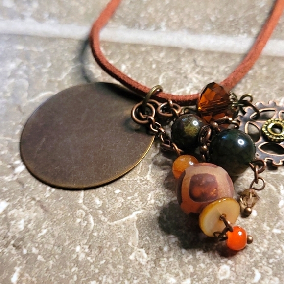 🧡HAND-CRAFTED NECKLACE - Picture 3 of 4